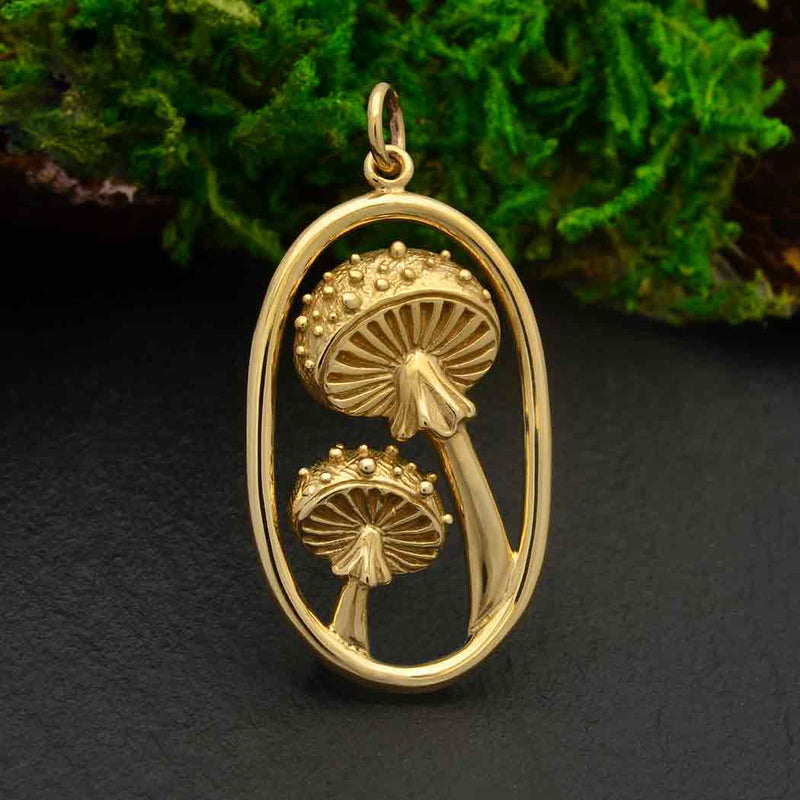 Bronze Agaric Mushroom Pendant in Oval