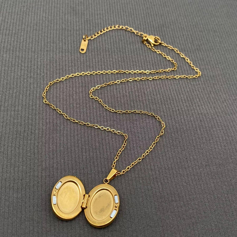 18k Gold Plate Star Moon locket charm Necklace
