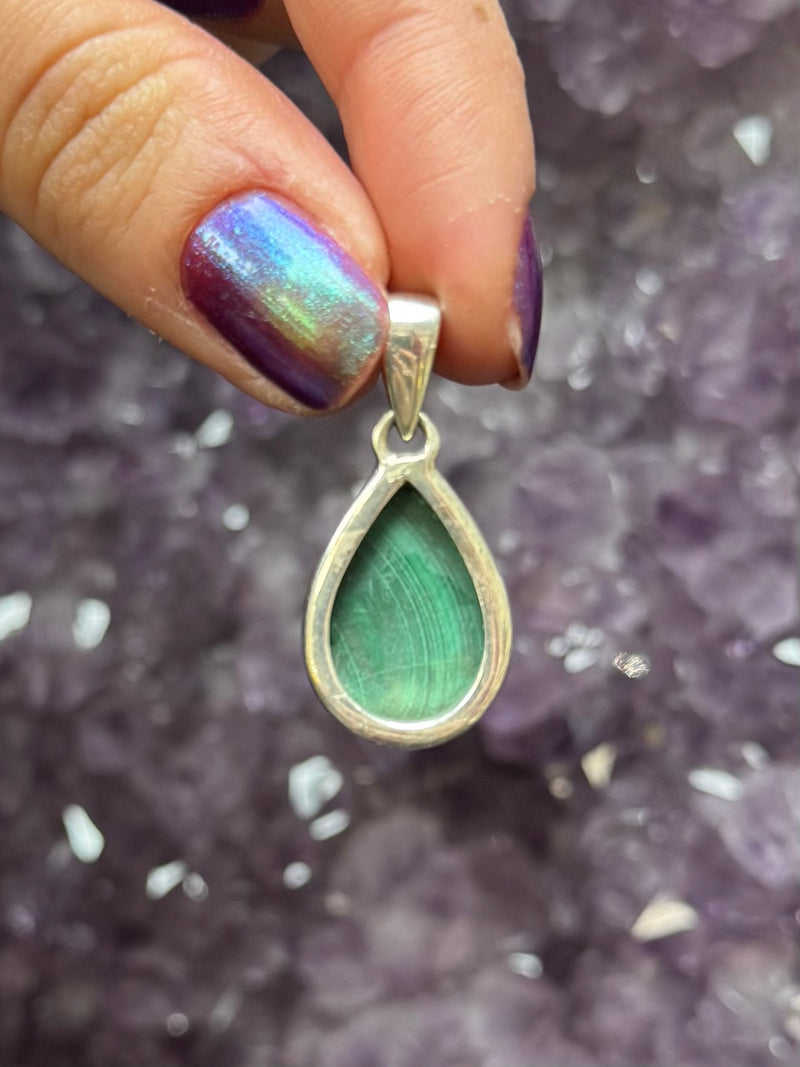 Sterling Silver Teardrop Malachite Pendant