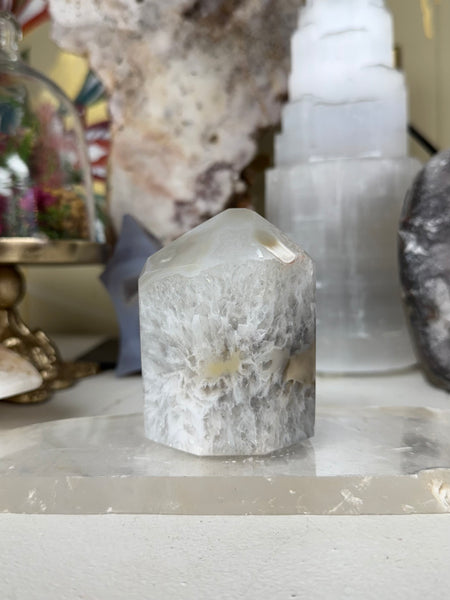 Agate Geode Tower – Witch's Way Craft - Thirteen Circles