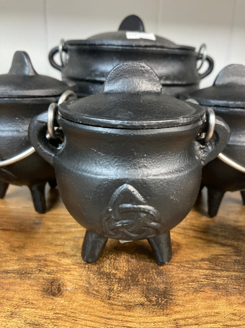 Cast Iron Classic Mini Cauldron - Imprinted Triquetra Celtic Knot