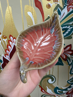 River Leaf Ceramic Tray