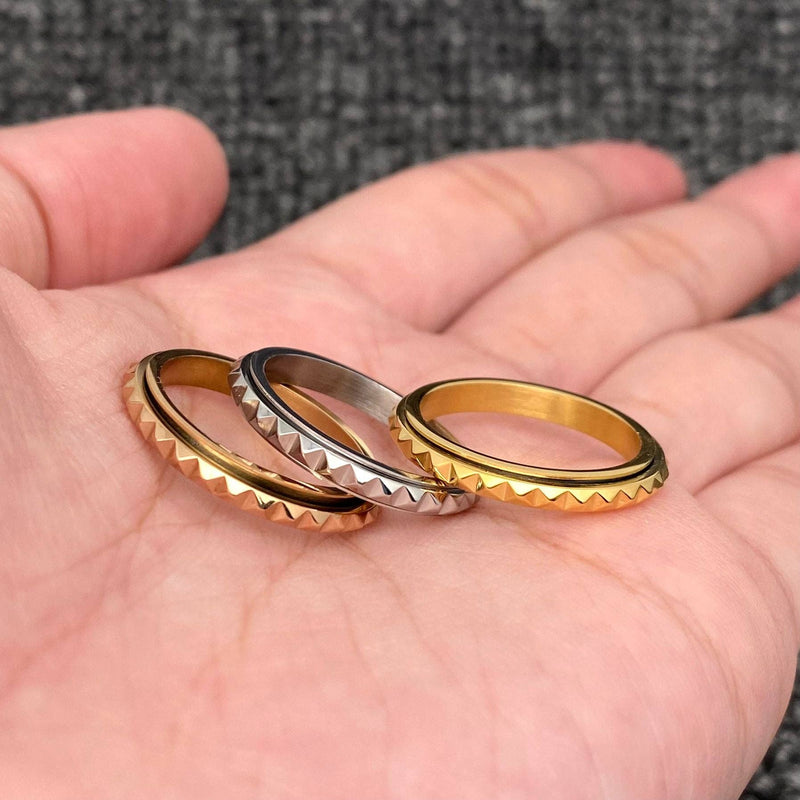 18k Plated Bevel Gear Rotatable Stainless Steel Ring - Size 9