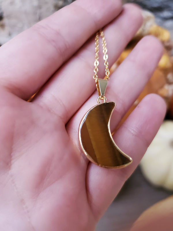 Tigers Eye Moon Necklace - Gold