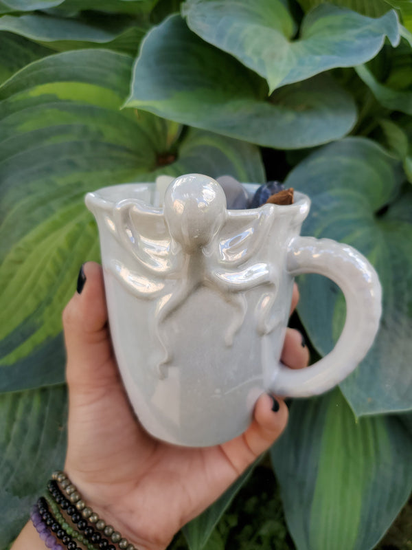 Water Element Ritual Candle White Iridescent Ceramic Octopus Mug